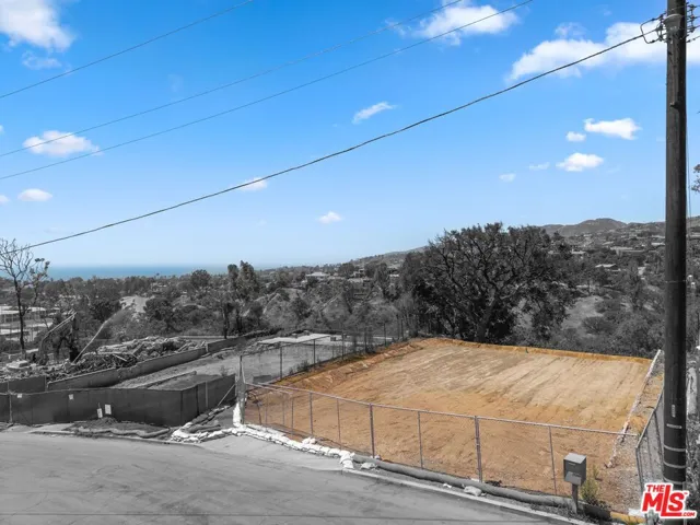 1225 Rimmer Avenue, Pacific Palisades, California 90272
