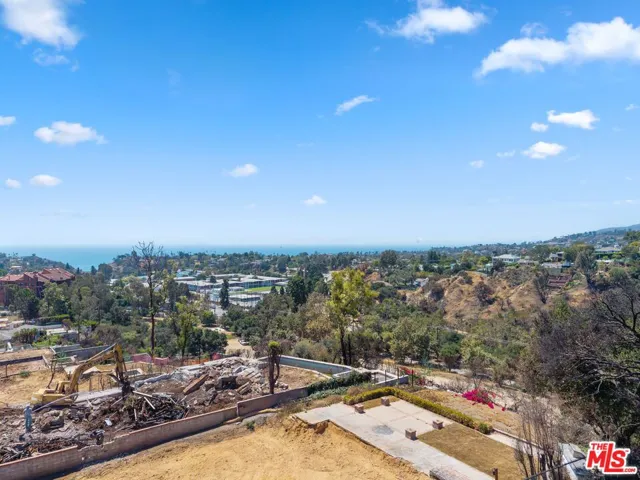 1225 Rimmer Avenue, Pacific Palisades, California 90272