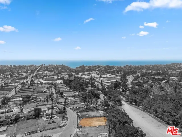 1225 Rimmer Avenue, Pacific Palisades, California 90272