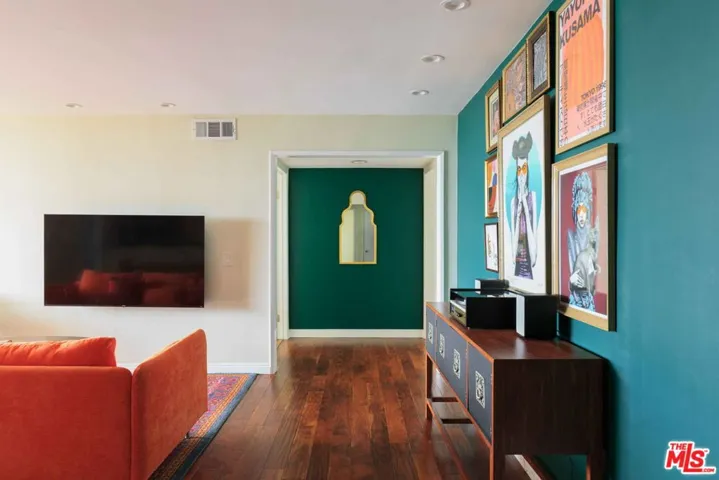 4040 Via Marisol 124, Los Angeles, California 90042