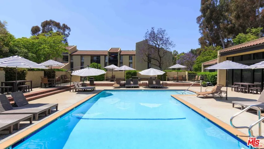 4040 Via Marisol 124, Los Angeles, California 90042