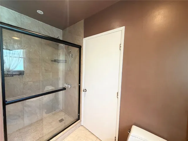 19224 Sylvan Street, Tarzana, California 91335