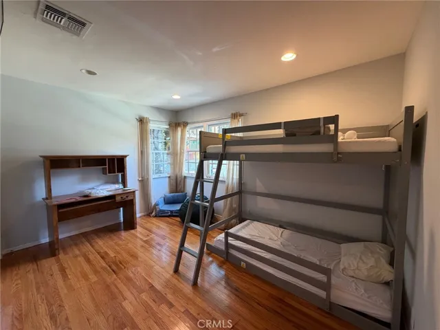 19224 Sylvan Street, Tarzana, California 91335