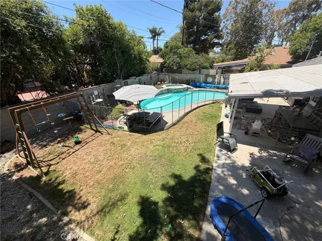 19224 Sylvan Street, Tarzana, California 91335