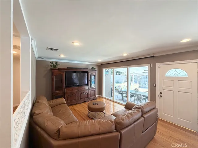 19224 Sylvan Street, Tarzana, California 91335