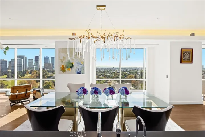 1200 Club View 12s, Los Angeles, California 90024