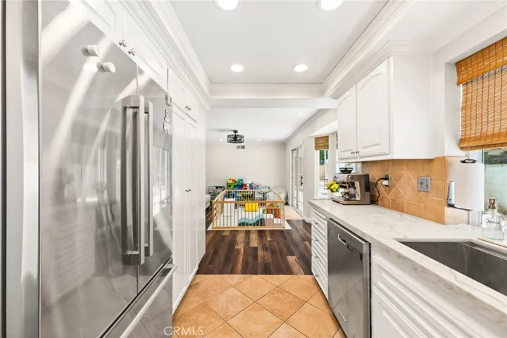 All stainless appliances included