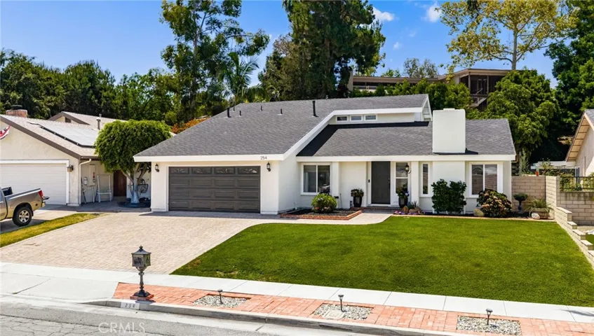 254 Las Riendas, Fullerton, California 92835