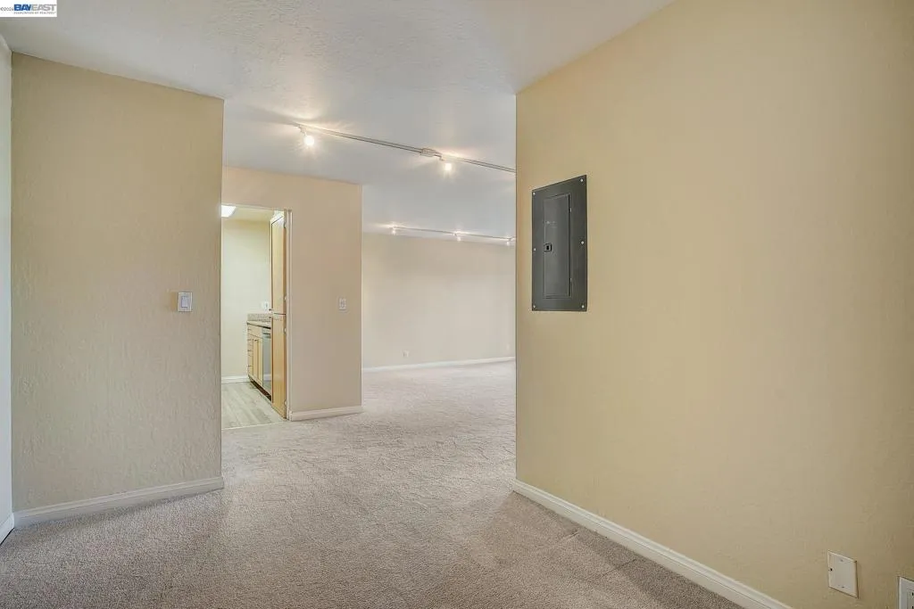 1085 Murrieta Blvd 205, Livermore, California 94550 — photo 4