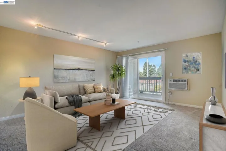 1085 Murrieta Blvd 205, Livermore, California 94550
