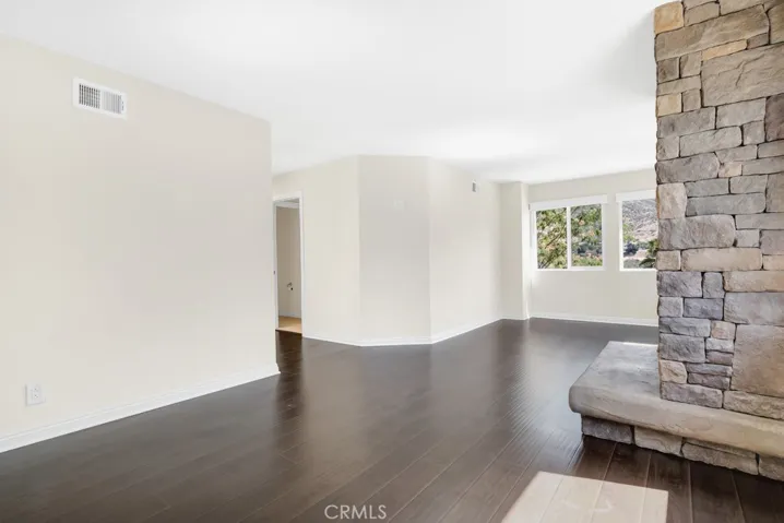 29624 Windsong, Agoura Hills, California 91301