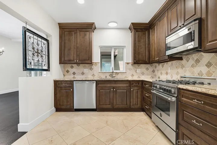 29624 Windsong, Agoura Hills, California 91301