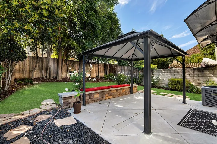 29624 Windsong, Agoura Hills, California 91301