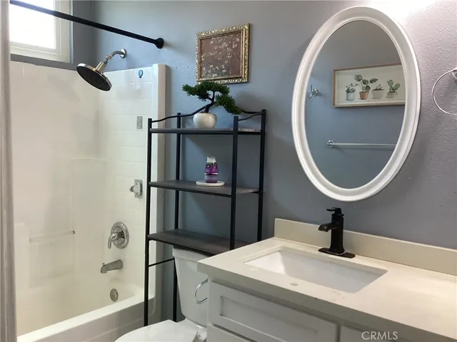 8033 David Way, Riverside, California 92509