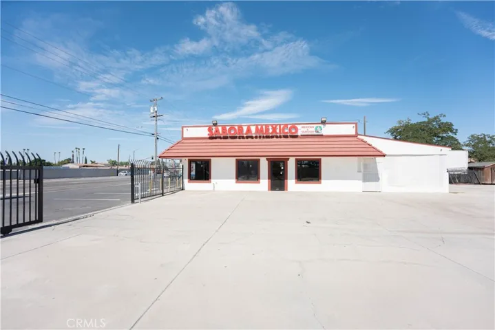 2112 E California, Bakersfield, California 93307