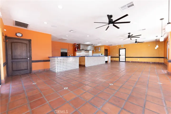 2112 E California, Bakersfield, California 93307