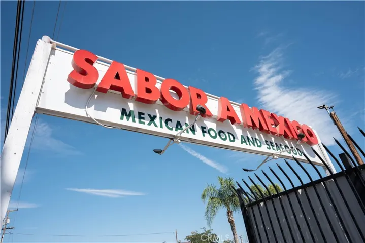 2112 E California, Bakersfield, California 93307