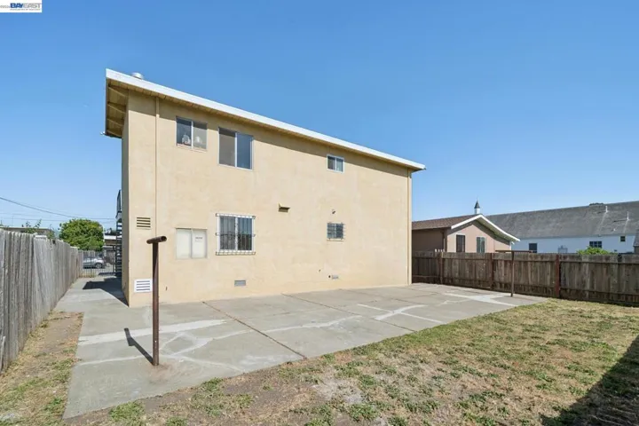 417 S 25th St, Richmond, California 94804