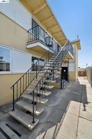 417 S 25th St, Richmond, California 94804