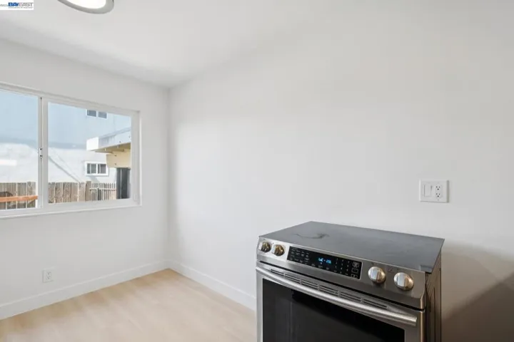 417 S 25th St, Richmond, California 94804