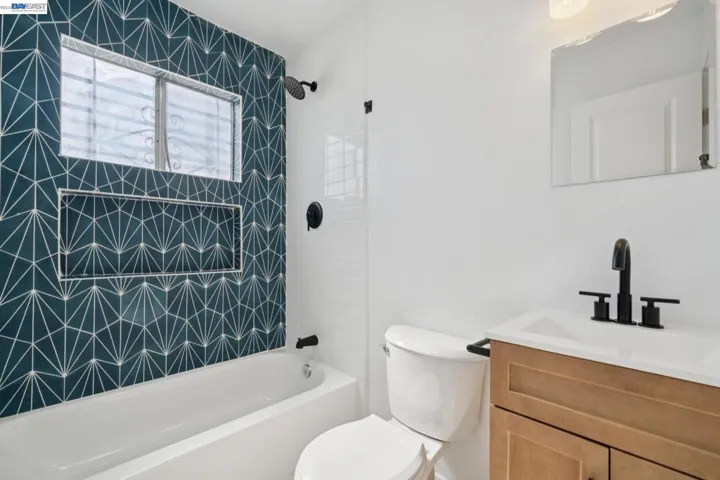 417 S 25th St, Richmond, California 94804