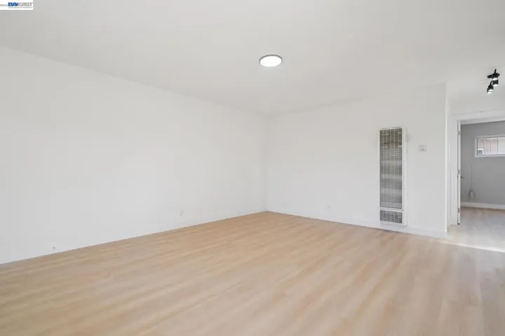 417 S 25th St, Richmond, California 94804