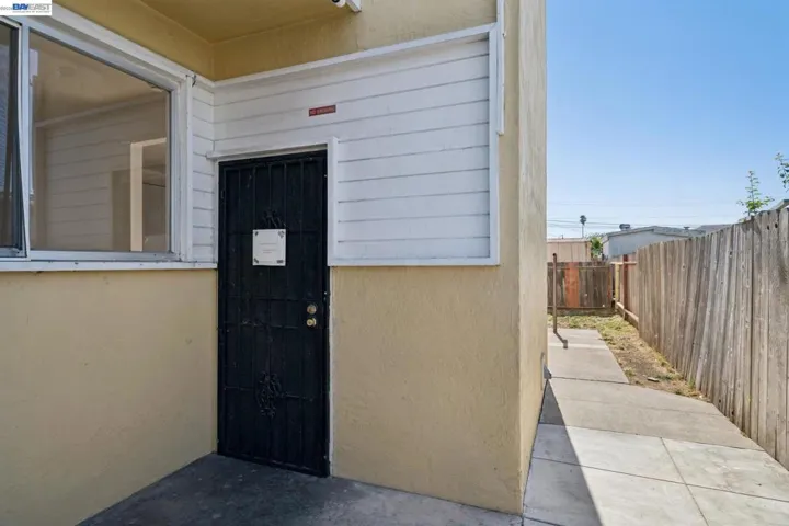 417 S 25th St, Richmond, California 94804