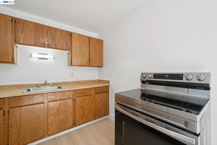 417 S 25th St, Richmond, California 94804