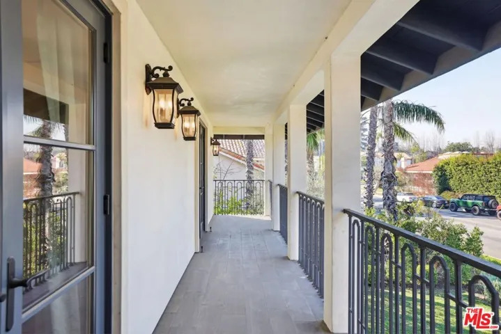 2676 Casiano Road, Los Angeles, California 90077
