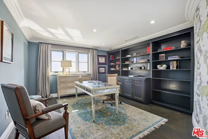 2676 Casiano Road, Los Angeles, California 90077