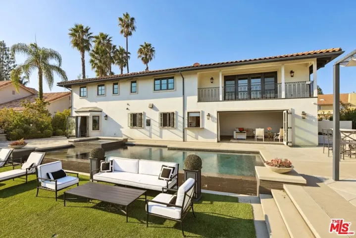 2676 Casiano Road, Los Angeles, California 90077