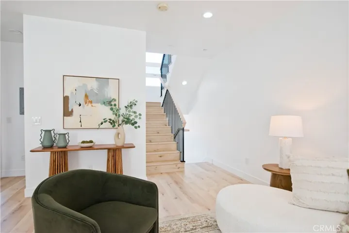 542 N Serrano Avenue, Los Angeles, California 90004