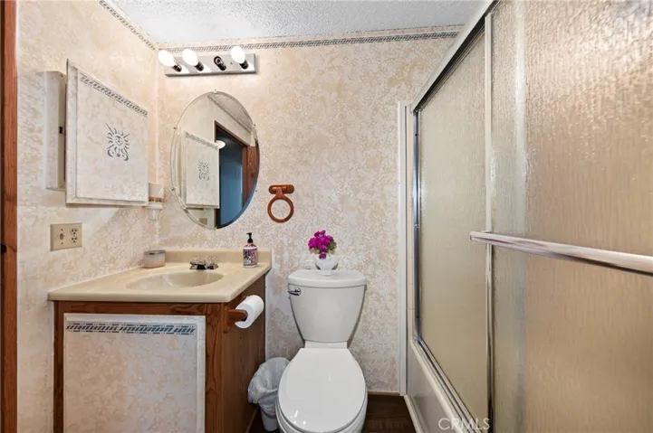 1300 W Menlo Avenue 188, Hemet, California 92543