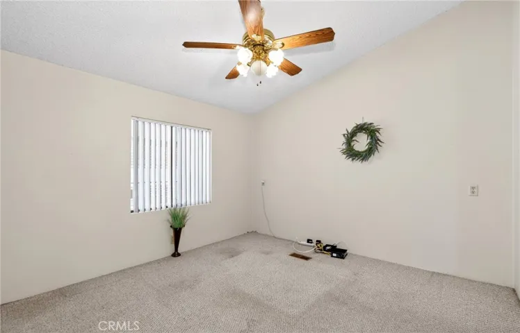 1300 W Menlo Avenue 188, Hemet, California 92543