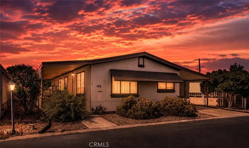 1300 W Menlo Avenue 188, Hemet, California 92543