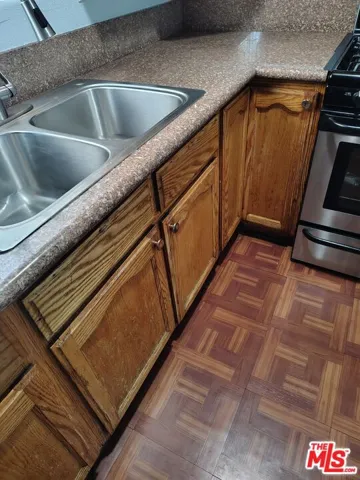 10516 Avalon Boulevard, Los Angeles, California 90003