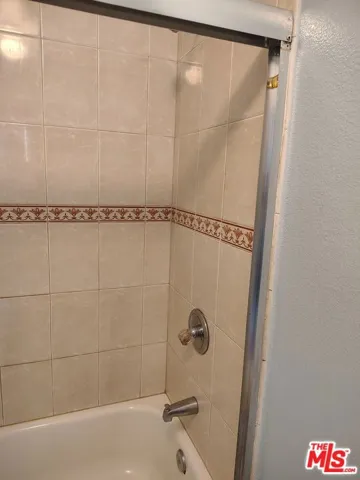 10516 Avalon Boulevard, Los Angeles, California 90003
