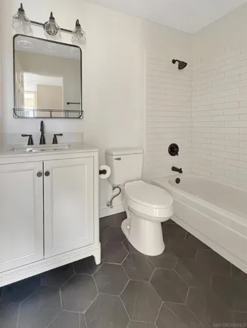 2425 Cranston Drive, Escondido, California 92025
