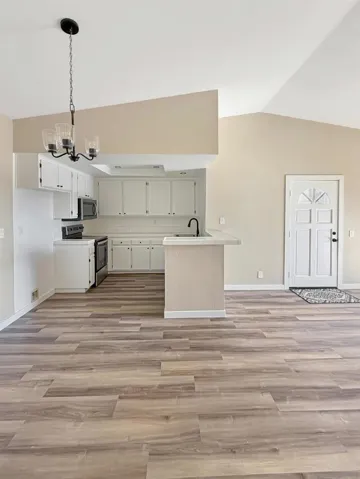 2425 Cranston Drive, Escondido, California 92025