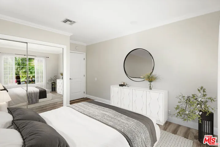 4747 Cartwright Avenue, Toluca Lake, California 91602