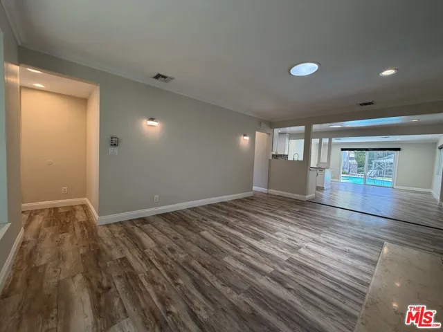 4747 Cartwright Avenue, Toluca Lake, California 91602