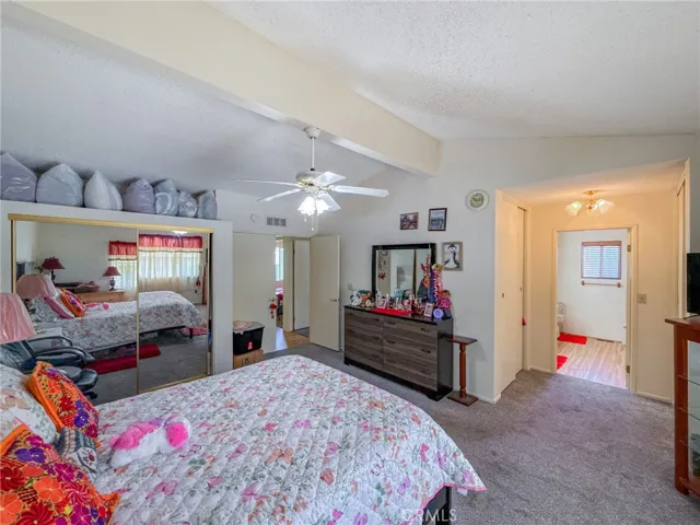 45465 E 25th Street 26, Lancaster, California 93535