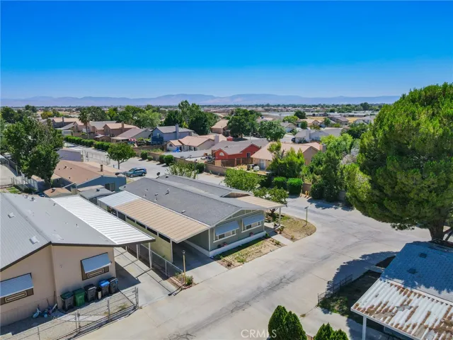 45465 E 25th Street 26, Lancaster, California 93535