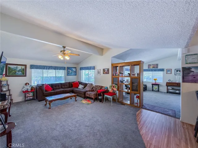 45465 E 25th Street 26, Lancaster, California 93535