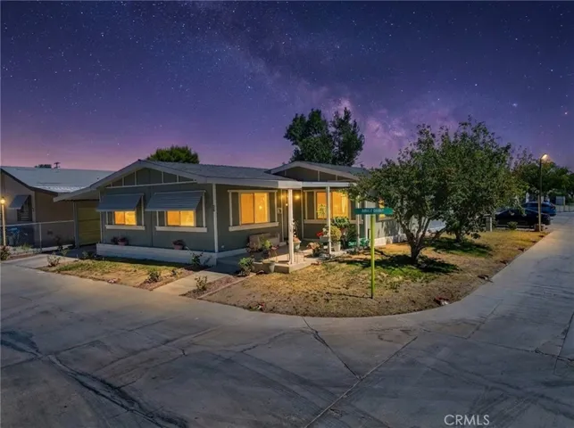45465 E 25th Street 26, Lancaster, California 93535
