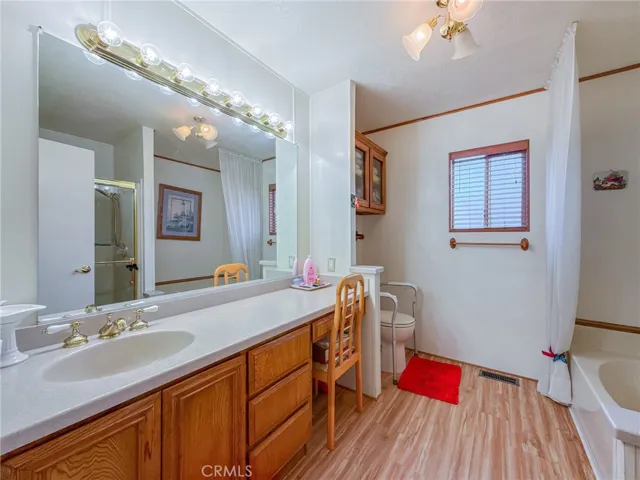 45465 E 25th Street 26, Lancaster, California 93535