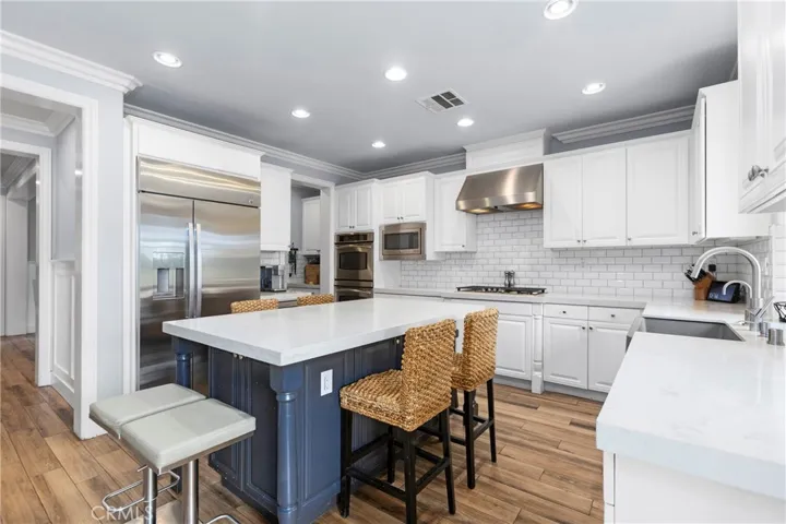 6 Gardenia Street, Ladera Ranch, California 92694