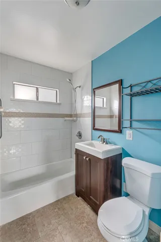 1515 E Walnut Way, Long Beach, California 90813