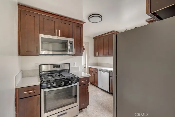 1515 E Walnut Way, Long Beach, California 90813