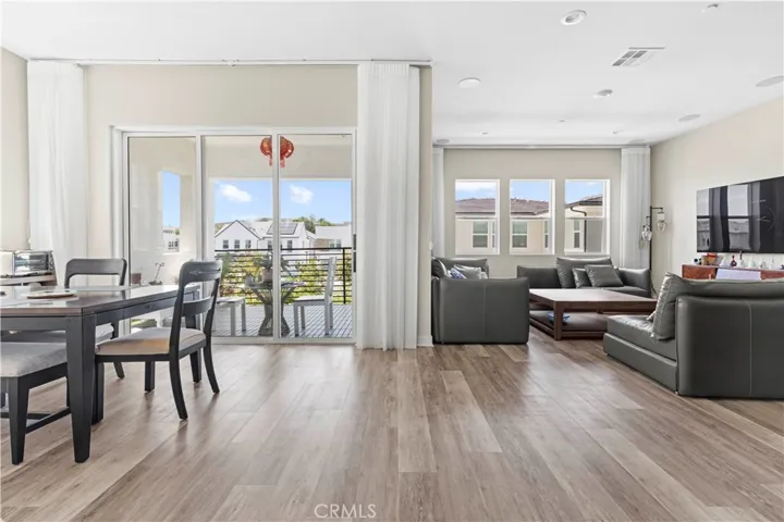 271 Newton, Lake Forest, California 92630